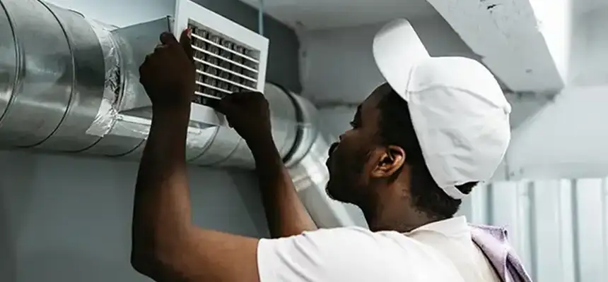 Our Licensed And Insured Cleaners in Huntington Park, CA